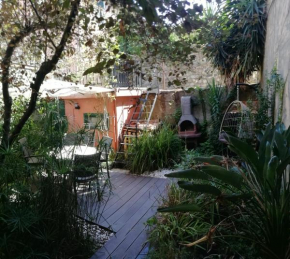 APPARTAMENTO CON GIARDINO, TERRAZZO e GARAGE A DUE PASSI DAL MARE e DALLE CINQUETERRE Levanto